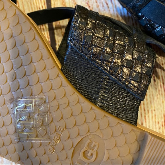 UGG Black and Tan Women's Sandals - Picture 10 of 12